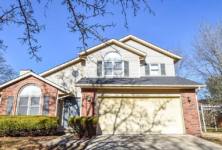 1st image of 4301 E Whitley Dr