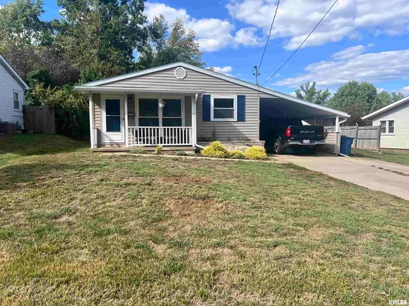 203 Plum St, Anna, IL 62906