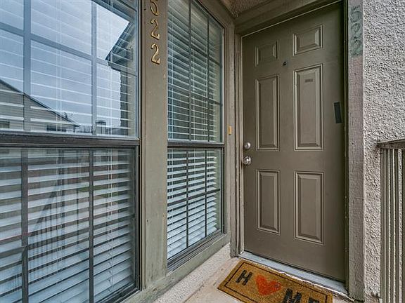 3rd image of 3101 Townbluff Dr APT 522