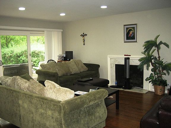 3rd image of 9025 N Kildare Ave
