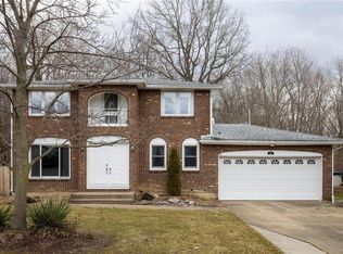 346 Vine Ln, Amherst, NY 14228