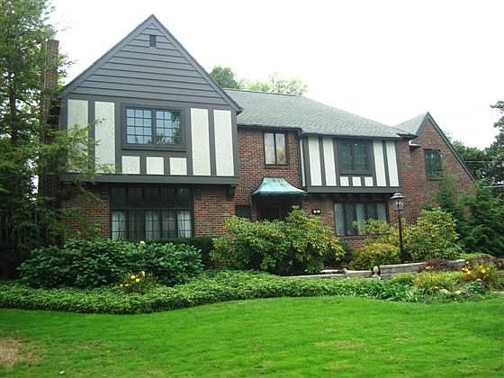 1st image of 51 Eltham Dr