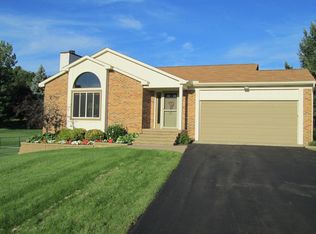 2715 Perry Lake Rd, Ortonville, MI 48462