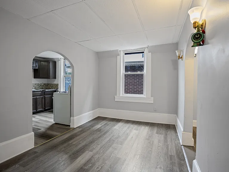 235 Monmouth St #2 — Photo 3