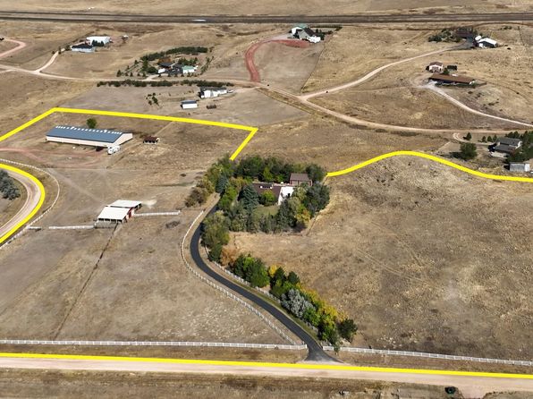 16 Summit Dr, Gillette, WY 82718
