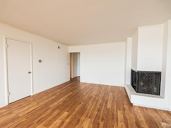 5th image of 866 Green St #5