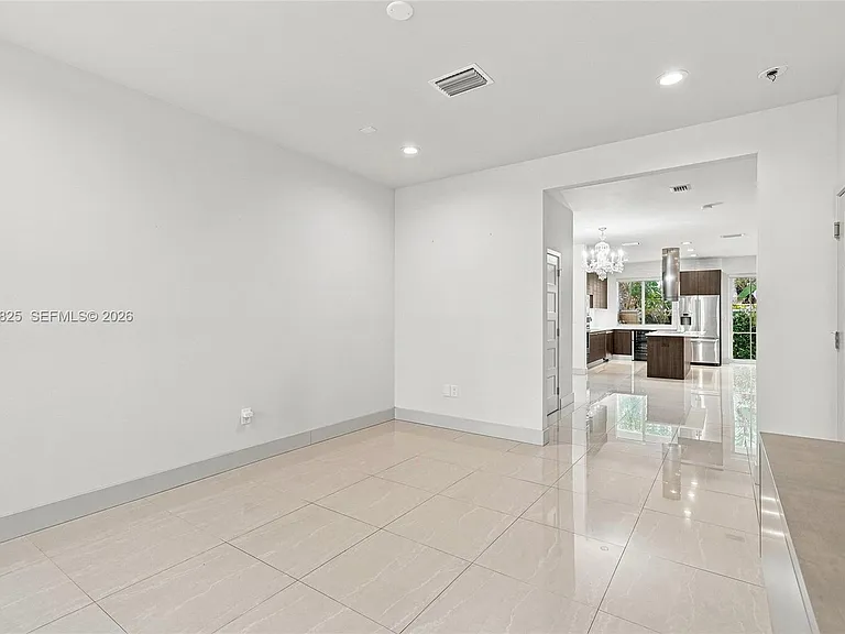 3237 NE 5th St #3237 — Photo 20