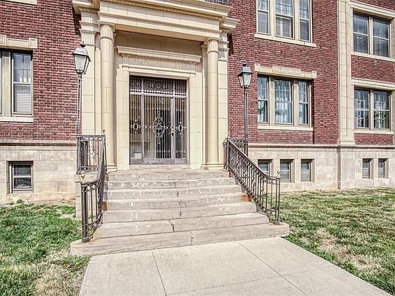 2nd image of 3800 Baltimore Ave APT 3S