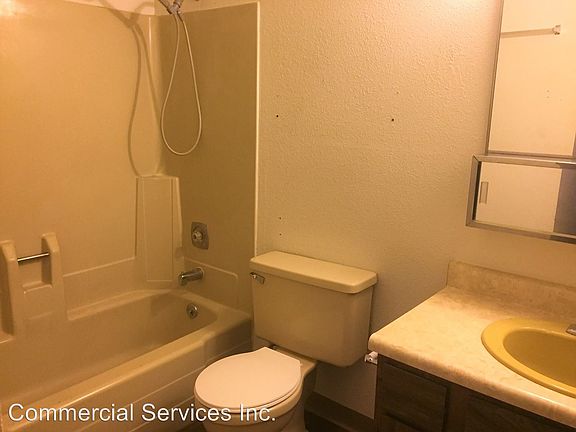 4th image of 747 Glenarm St APT 3