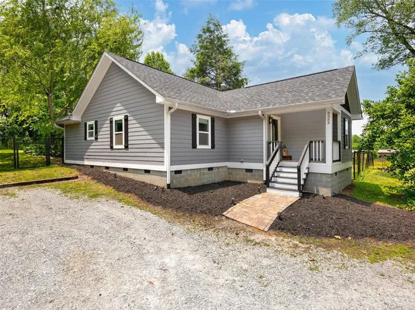 3333 Chimney Rock Rd, Hendersonville, NC 28792