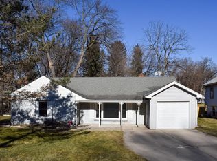 7724 Deep Spring Rd, Wonder Lake, IL 60097