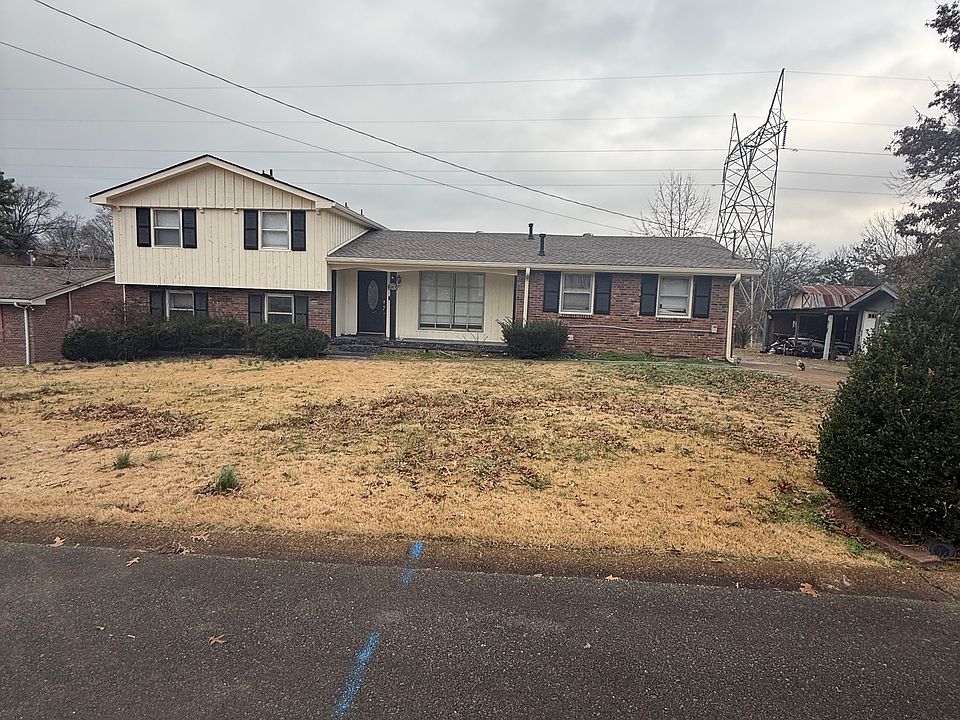 1st image of 2532 Deerpath Dr