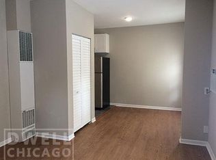 3431 N Elaine Pl APT 2E, Chicago, IL 60657