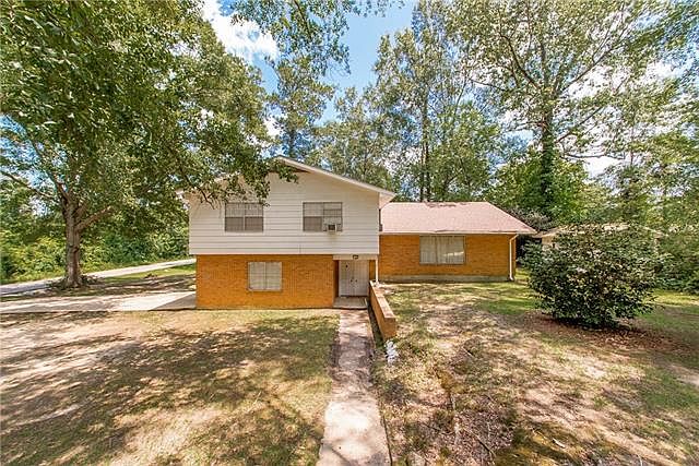 1st image of 1120 Palm Ave