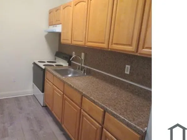 1515 W York St, Philadelphia, PA 19132