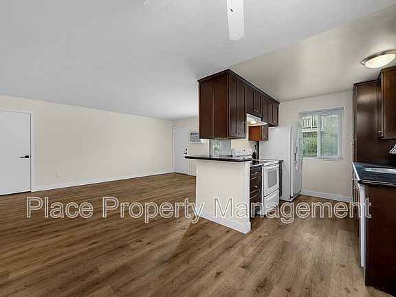 5th image of 565 Moss St Unit 12