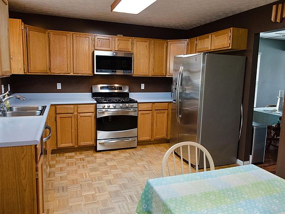 5th image of 6634 Woodland Trace Ct