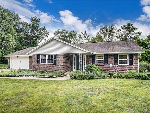 3rd image of 6031 Brookburn Ct