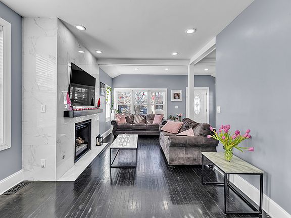 4th image of 1109 N 12th Ave