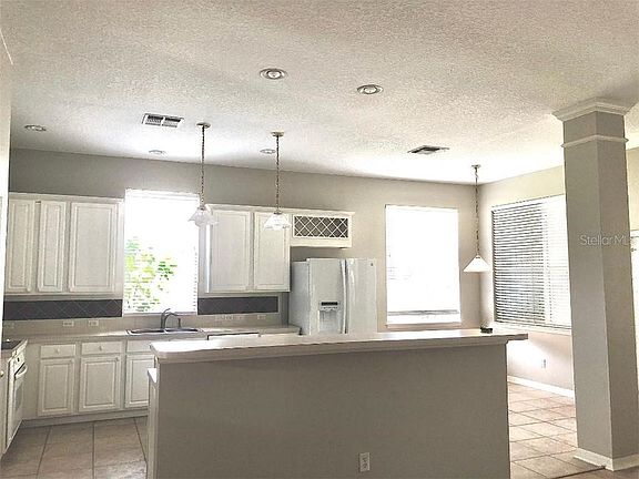 5th image of 725 Timacuan Blvd