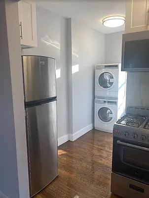 Rented by MNS | media 8