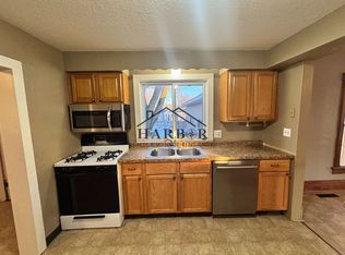 13 2nd St NE, Kasson, MN 55944
