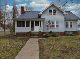 232 High St SE, Canal Fulton, OH 44614