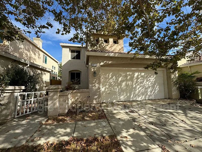9113 Trumbauer Way photo 1