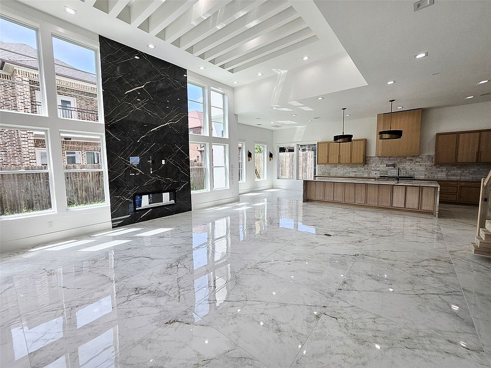 1st image of 1205 Bravura Dr