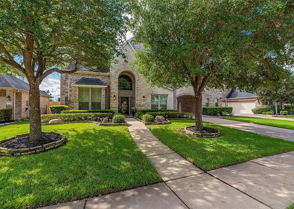 1st image of 19839 Mission Pines Ln