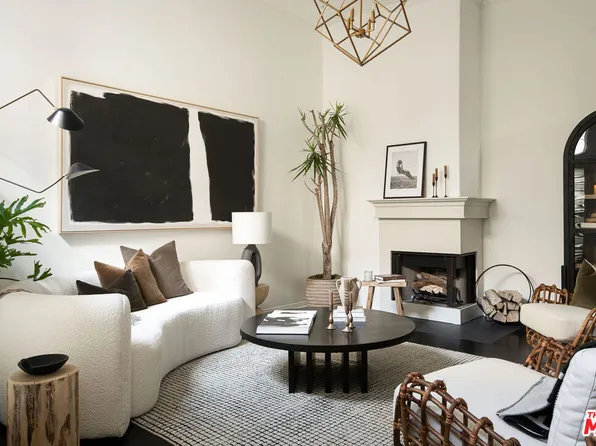 4414 Moorpark Way APT 10, Toluca Lake, CA 91602