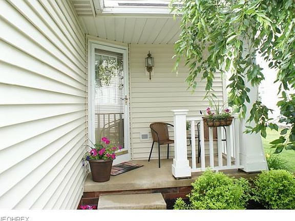 4th image of 2121 Stonehenge Cir