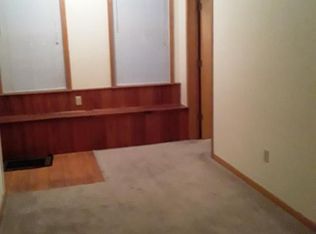 100 Highland Ave #B, Williamstown, WV 26187