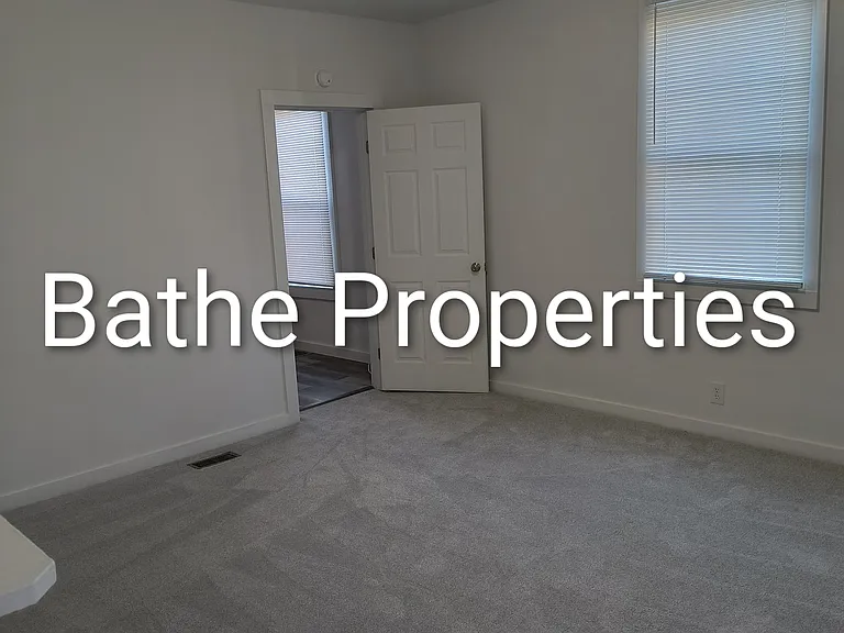 1440 Shuler Ave #1 — Photo 6