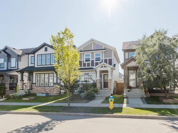 379 Allard Blvd SW, Edmonton, AB T6W 3T5
