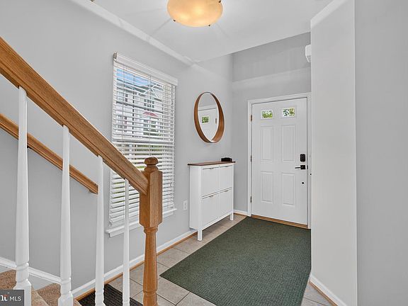 2nd image of 6937 Gourock Ct