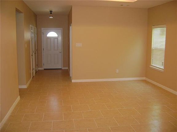 5th image of 8215 Richard St