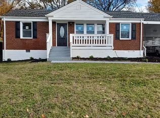 3104 Lake Park Dr, Nashville, TN 37211