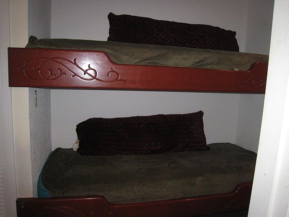 2nd image of 560 Pleasure Island Blvd APT 108