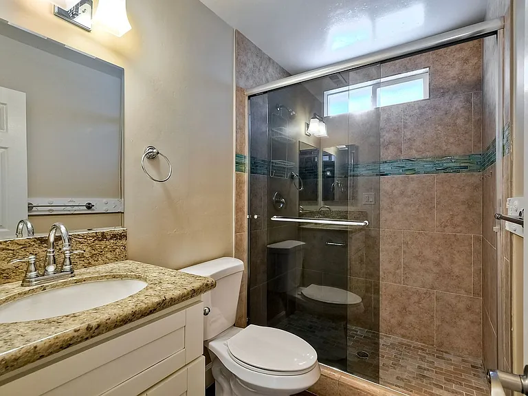 3620 Frenzel Cir — Photo 13
