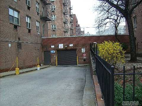 4th image of 9935 59th Ave #1K