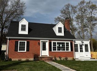 21 Rogers Rd, Warwick, RI 02888