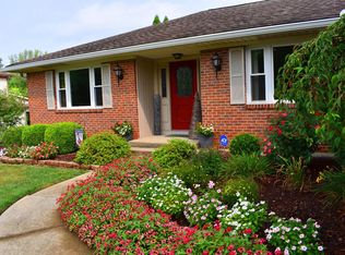 6516 Glastonbury Ct, Franklin, OH 45005