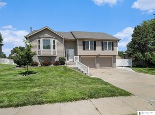 21764 Highview St, Gretna, NE 68028