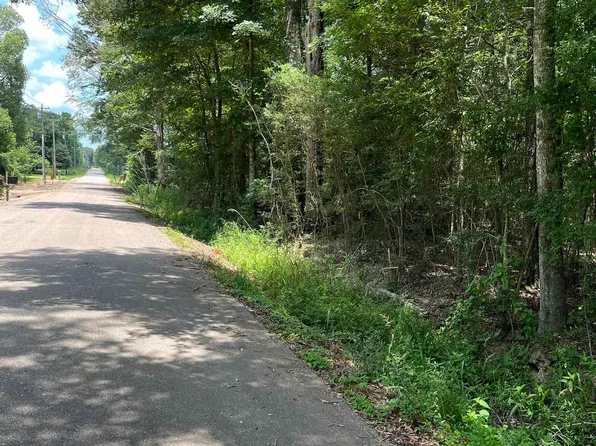(undisclosed Address), Jackson, LA 70748