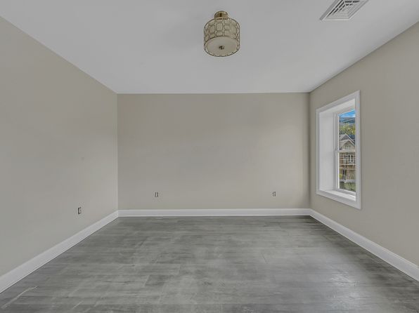 820 Adams Ave #1