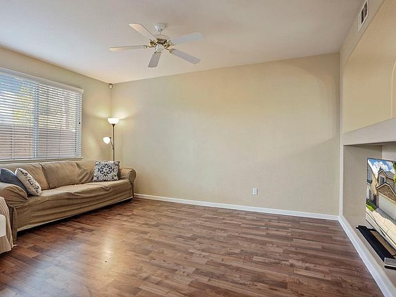 5th image of 3337 English Oak Cir