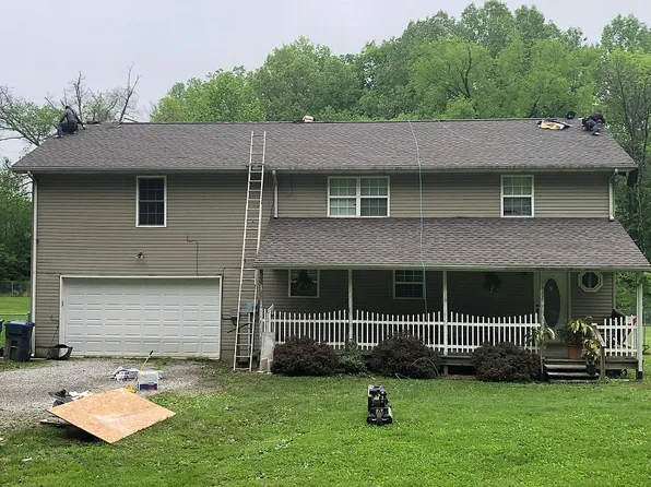 327 Mountain Glen Rd, Cobden, IL 62920