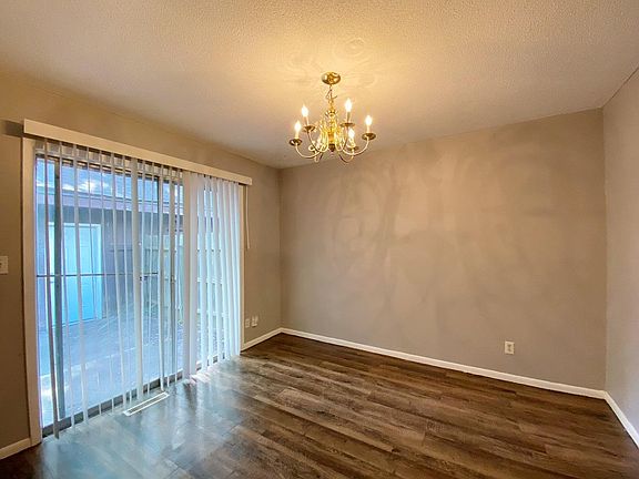 4th image of 7729 Kenwood Ave #7729