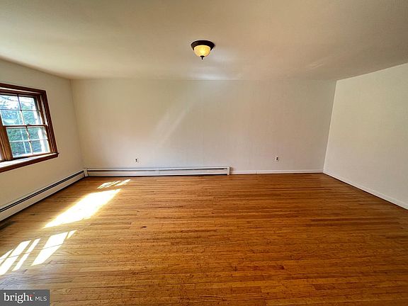 4th image of 1901 Byberry Rd